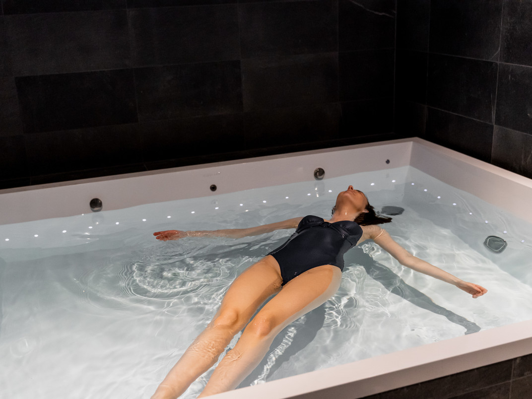 FLOATROOM