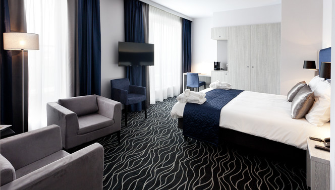 Business Suite – Chambre spacieuse avec lit queen size à Mons
